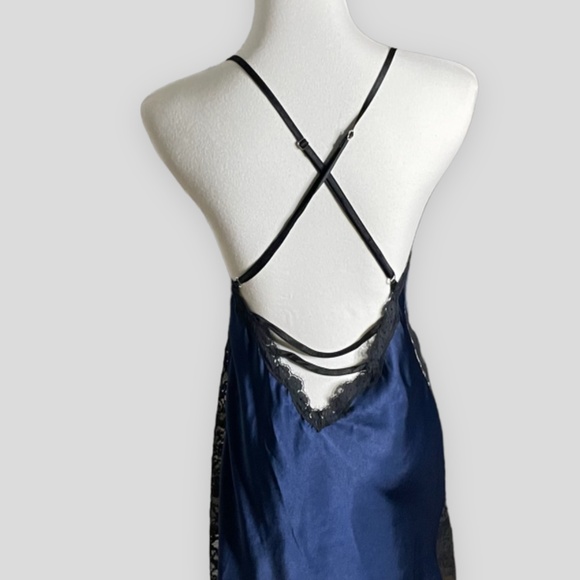 Victorias Secret Slip Dress Size Small -Medium - Picture 5 of 9